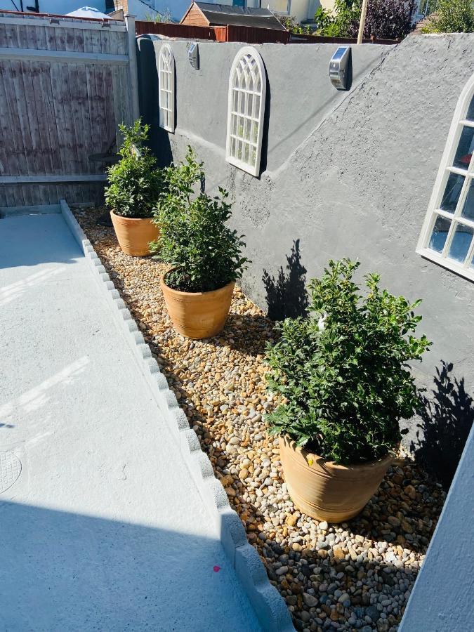 Funky Cozy Cottage With Outside Space Eastbourne Dış mekan fotoğraf